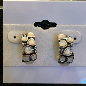 Grace & Heart Pearly Path Earrings